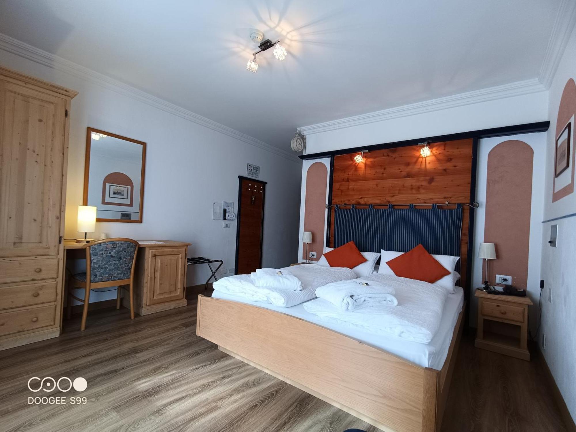 Park Hotel Arnica Falcade Eksteriør billede